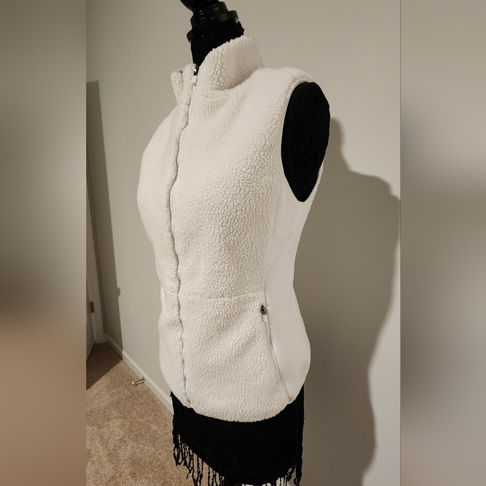 Fabletics vest.